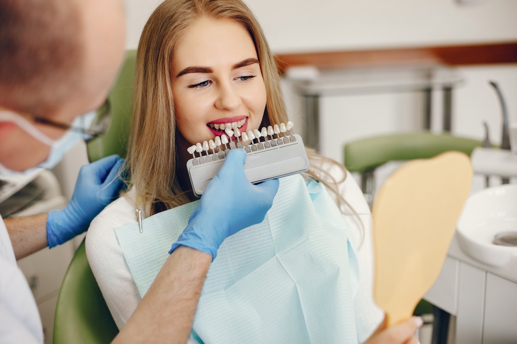 How Hybridge Dental Implants Improve Eating and&nbsp;Speech